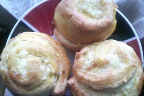 Muffins cu branza