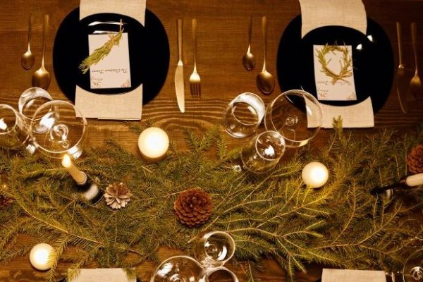 6 trucuri utile pentru organizarea și amenajarea meselor festive