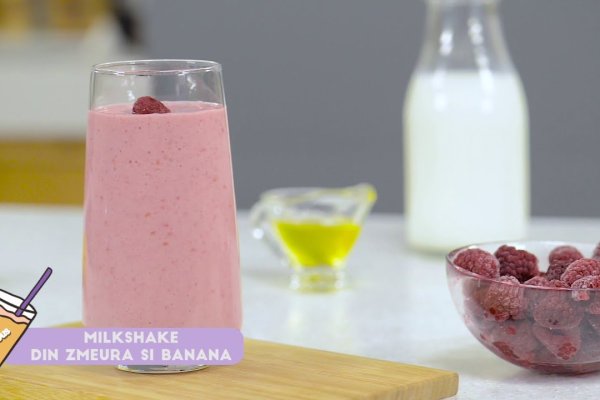 Milkshake cu zmeura si banana
