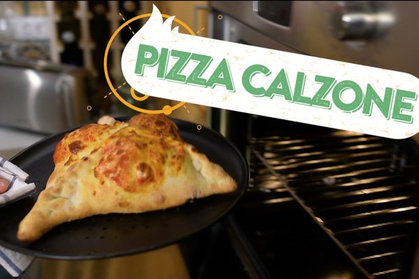 PIZZA calzone cu blat crocant