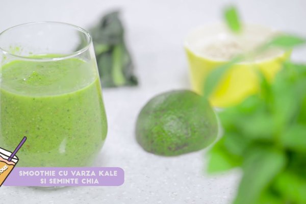 Smoothie Mic dejun cu kale si chia - Reteta video