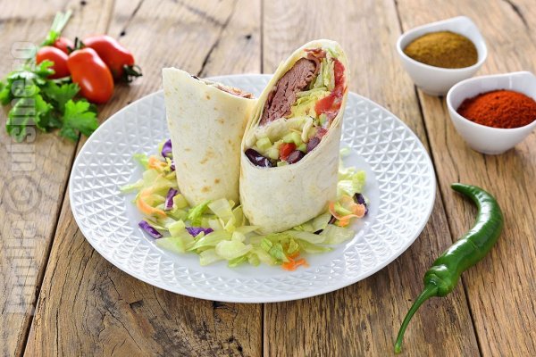 Burrito cu carne de curcan, made by Jamila Cuisine