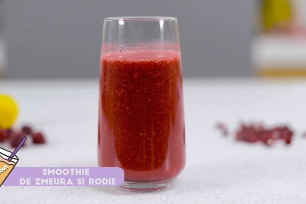 Smoothie din zmeura si rodie