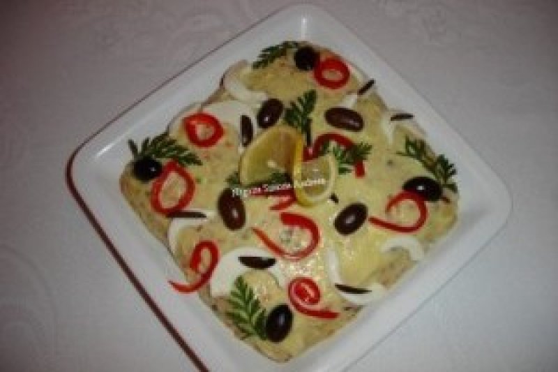 Salata de macrou sau hering afumat