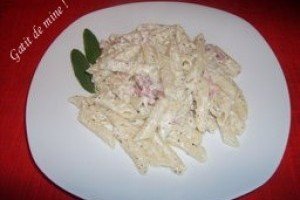 Penne Rigate cu sos de iaurt