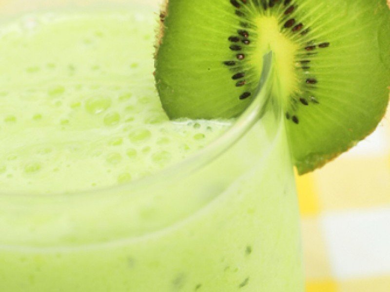 Shake de kiwi si avocado