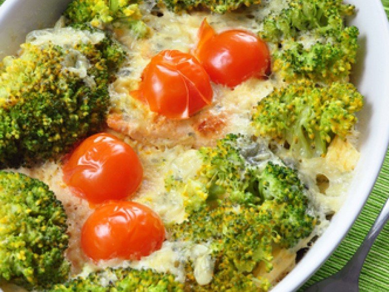 Caserola (gratin) cu ton si broccoli