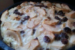 Clafoutis cu mere