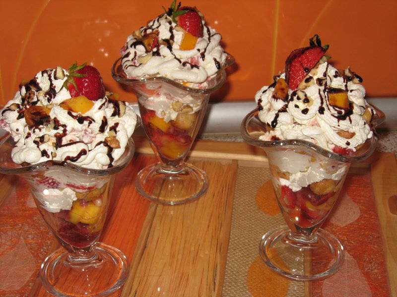 Desert cu fructe