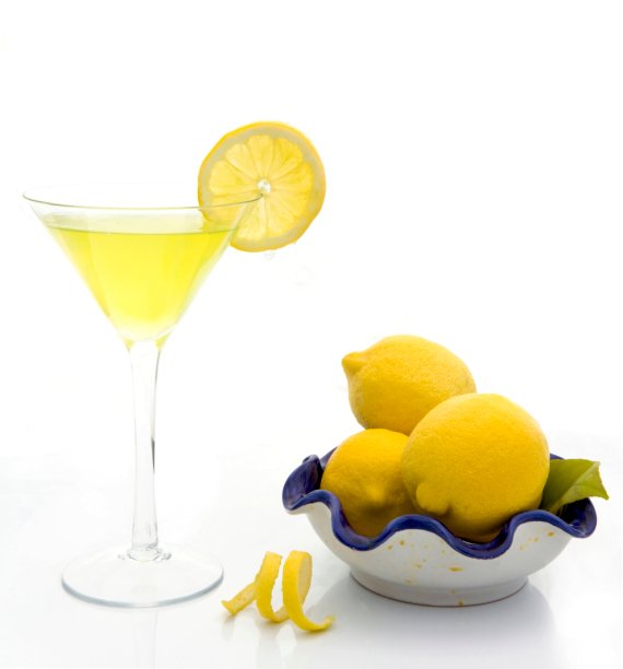 Lichior de lamaie (limoncello)