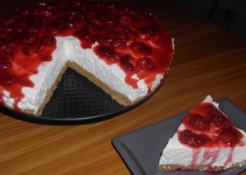 Cheesecake cu zmeura