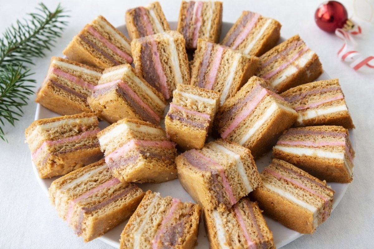 Prajitura mozaic cu foi de miere