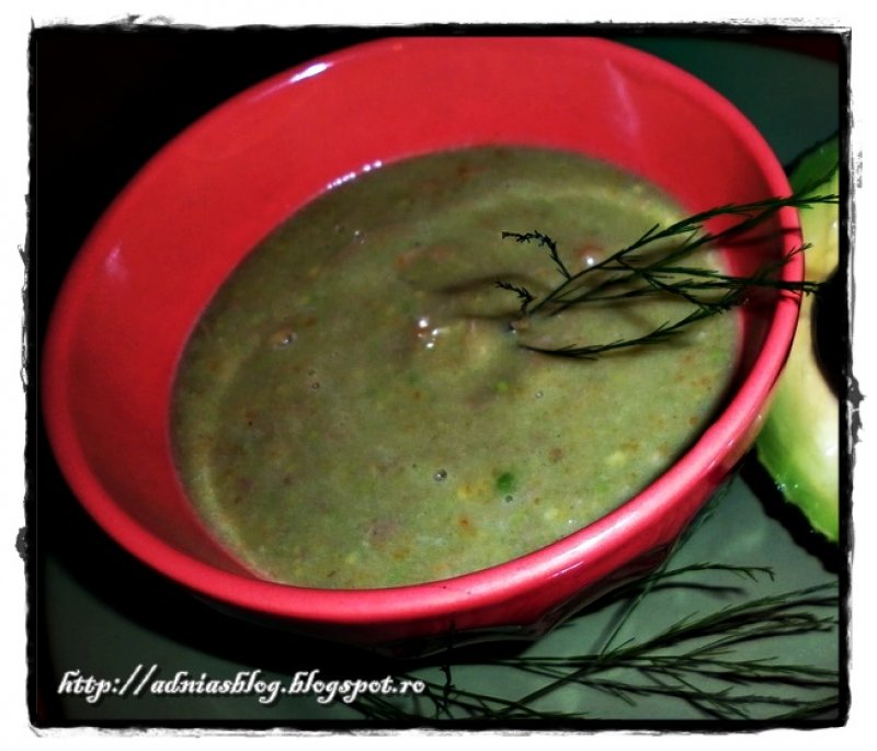 Supa de curcan cu avocado