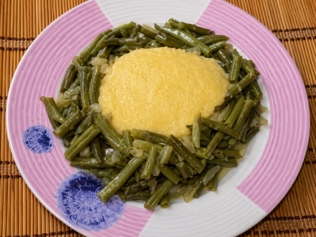 Pastai cu usturoi