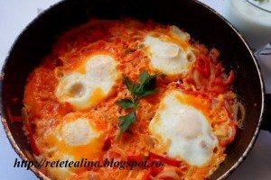 Oua cu legume in stil turcesc (Menemen)