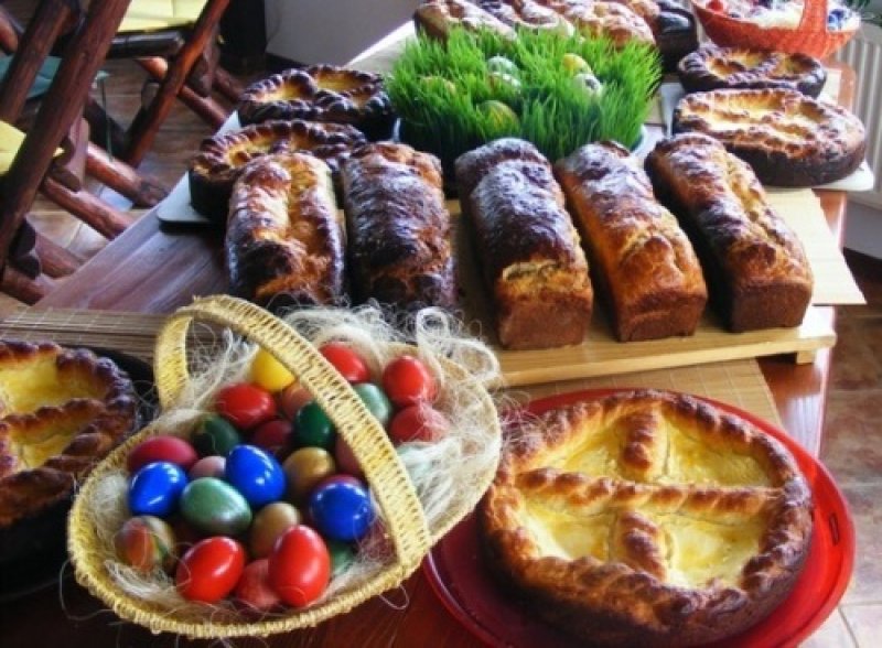 Aprilie 2011, sarbatori si traditii culinare romanesti