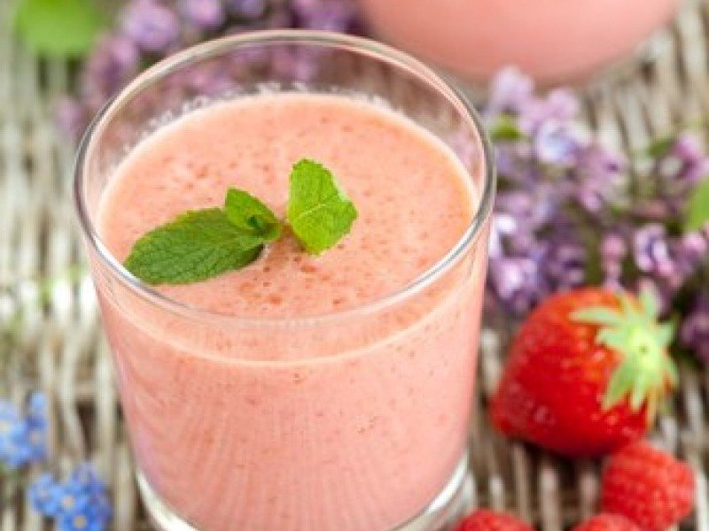 Smoothie cu capsuni