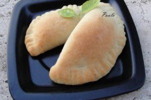 Minipanzerotti, altfel de calzone (coltunasi)