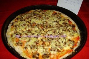 Pizza family cu ciuperci