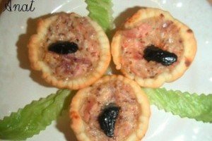 Mini tarte cu ceapa