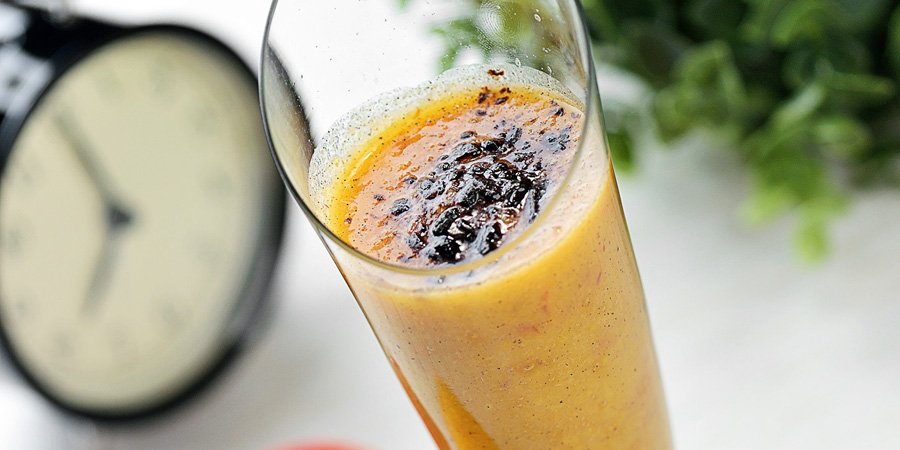 Smoothie de piersici si sirop de agave