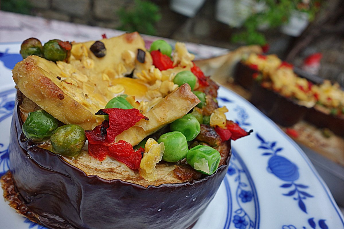 Rondele de vinete umplute cu legume si branza Tofu