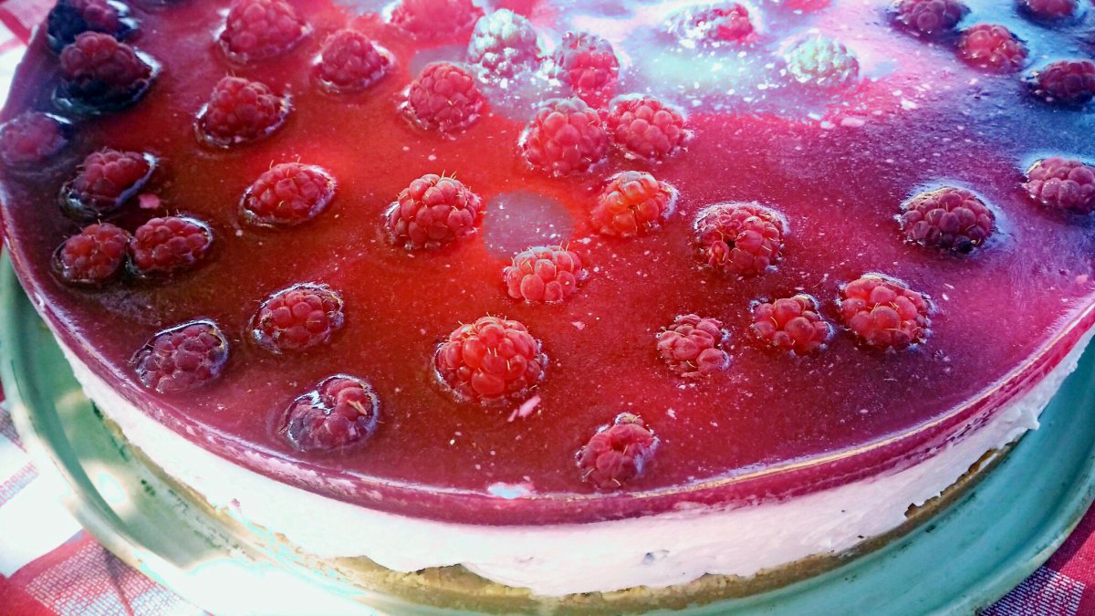 Cheesecake cu zmeura