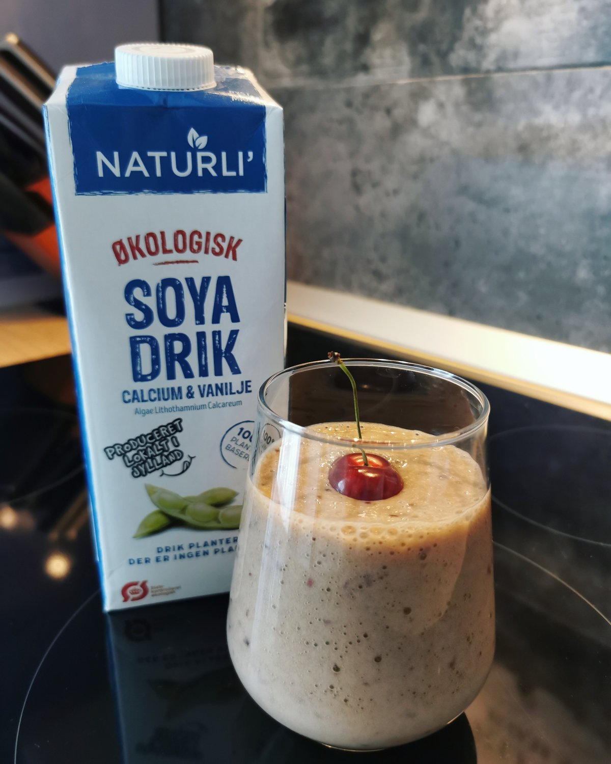 Smoothie cu cirese si banane