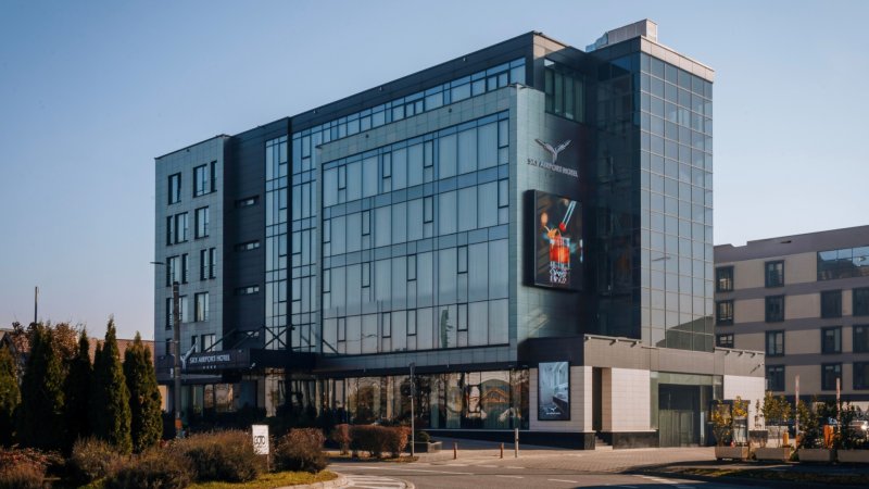 Sky Airport Hotel din Cluj: confort și relaxare la doar câțiva pași de aeroport