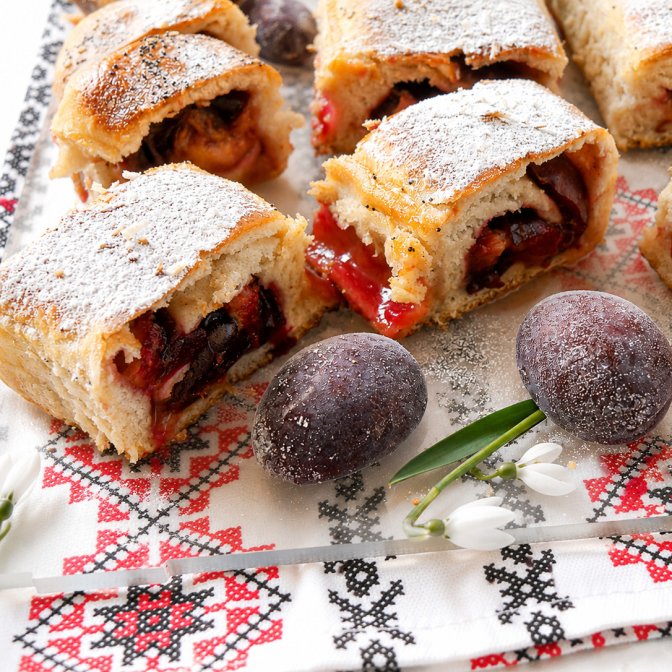Strudel cu prune