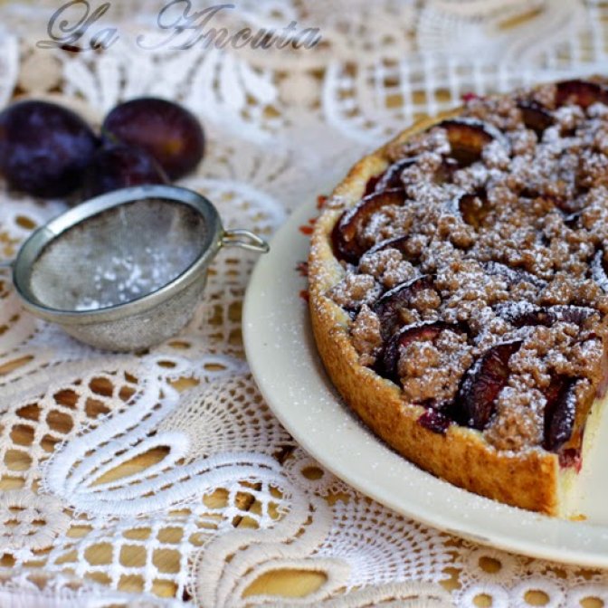 Tarta cu prune si scortisoara