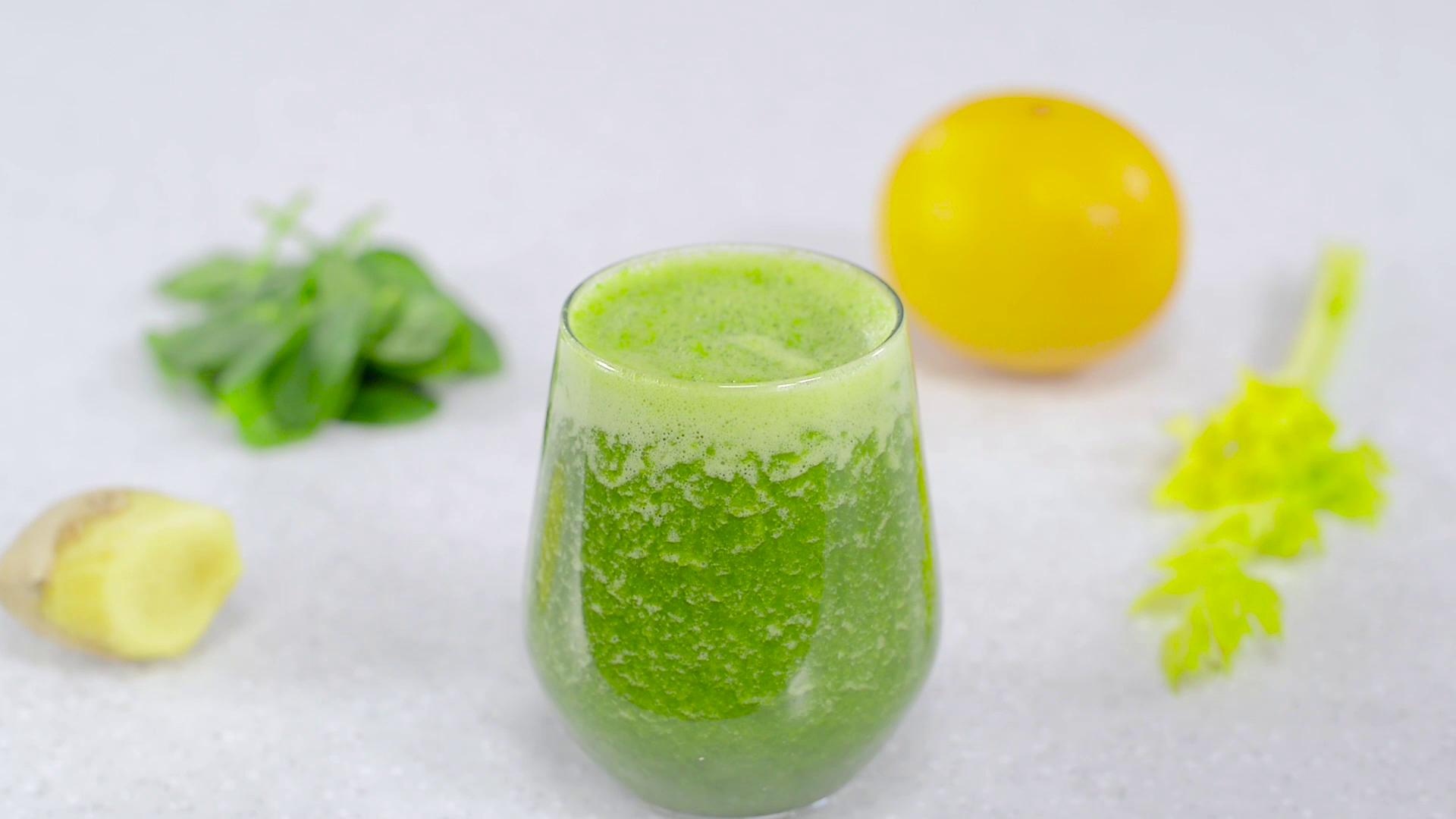 Smoothie detoxifiant - Reteta video