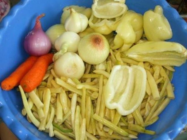 Zacusca cu fasole pastai