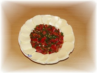 Mozzarella cu salsa de rosii