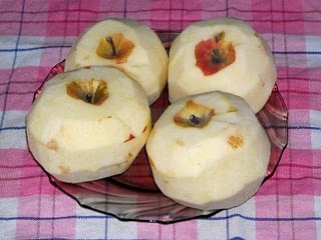 Tort de mere cu scortisoara
