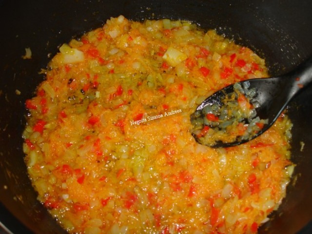 Pilaf cu legume si ciuperci