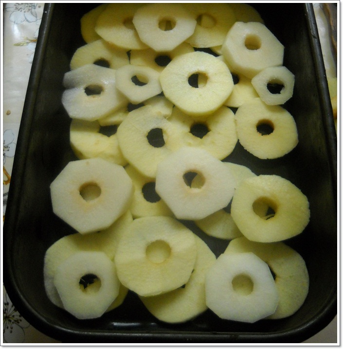 Prajitura marmorata cu mere si pere