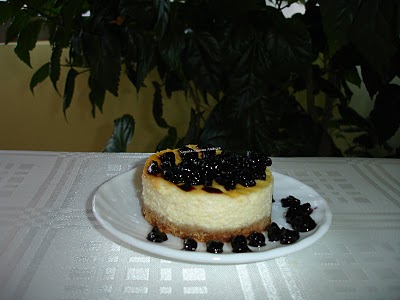 Cheescake cu dulceata de afine