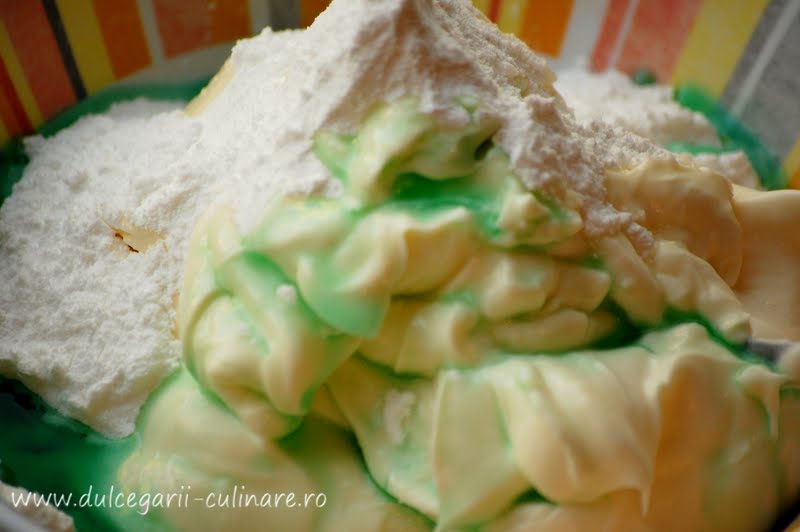 Tarta cu mascarpone, menta si fructe de padure