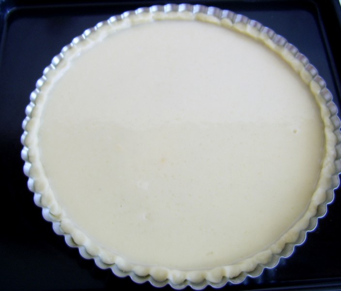 Tarta cu zmeura si crema de vanilie