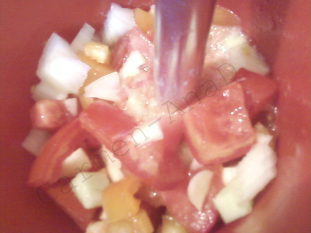 Gazpacho sau supa de rosii rece