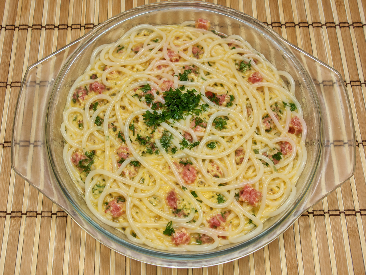 Spaghete Carbonara cu vin