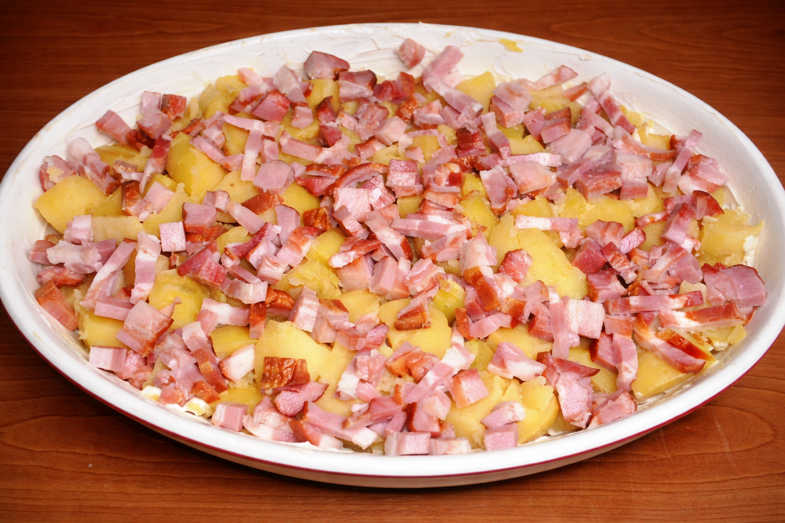 Cartofi gratinati cu afumatura