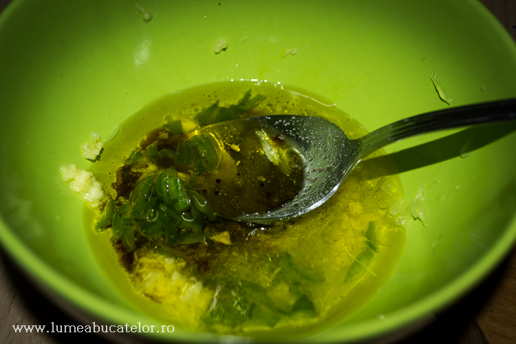 Broccoli cu ardei capia si sos asiatic