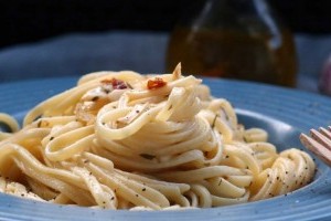 Spaghetti aglio olio e peperoncino