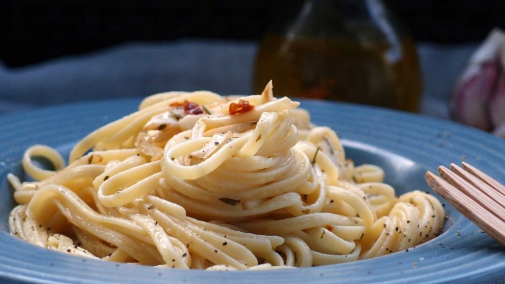 Spaghetti aglio olio e peperoncino