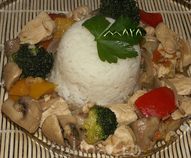 Chop Suey cu pui