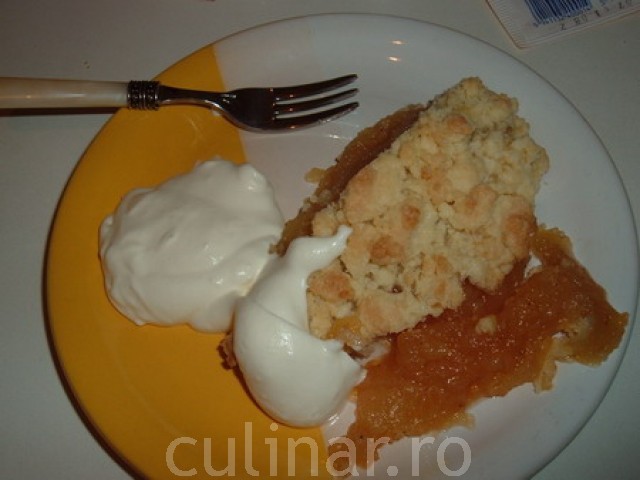 Apple Crumble (mere cu aluat faramitat)