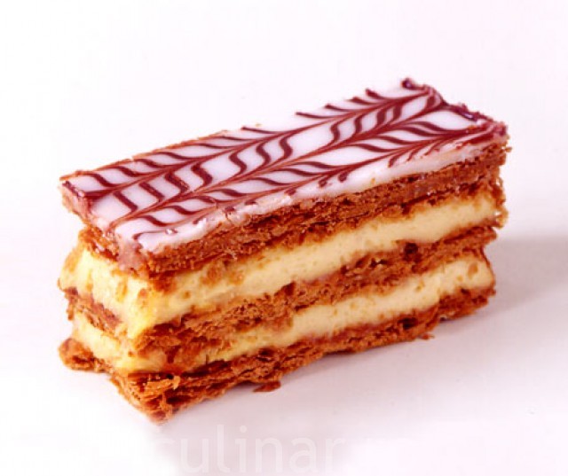 Millefeuille cu crema de vanilie