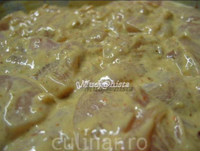 Piept de pui in crusta